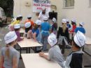 ילדי בית הספר 'רמת אלון' באפיית מצות