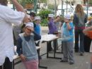 ילדי בית הספר 'רמת אלון' באפיית מצות
